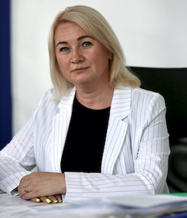 Олена Костюк